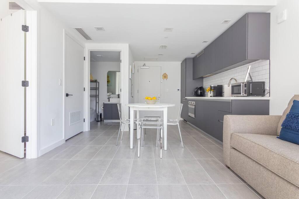Amazing Condo In Downtown Miami/Brickell W/Parking Bagian luar foto